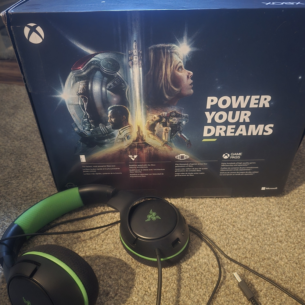 New Xbox With Headset